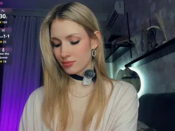 Cam4 Free Live Porn of ElwineCrull