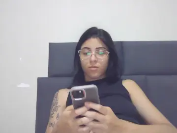 Cam4 Nude Webcam of lariarrudinha