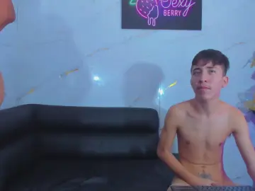 Cam4 Nude Webcam of Rain_justin