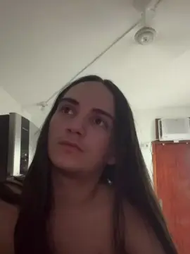 Cam4 Free Live Porn of queiroz_