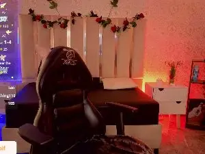 Cam4 Sex Cam of kaelwolf_tay