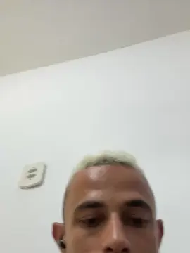 Cam4 Live Porn of Vagabundo2050