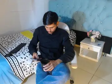 Cam4 Adult Webcam of Charlir_cock_