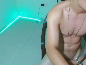 Cam4 Nude Webcam of SHAT_SEX