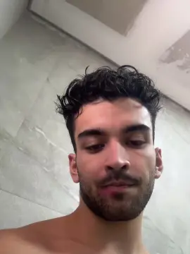 Cam4 Live Porn of Drgym18