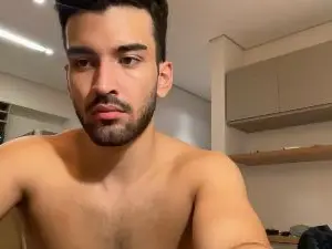 Cam4 Free Live Porn of Drgym18