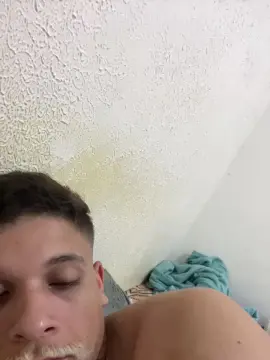 Cam4 Watch Live Sex Cams of CabaMacho22