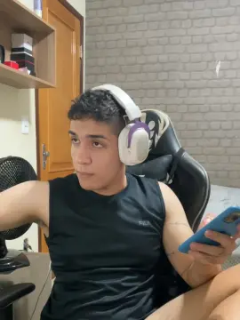 Cam4 Live Sex Cam of EDuardoBranco