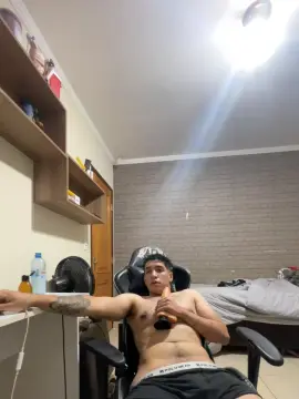 Cam4 Nude Webcam of EDuardoBranco