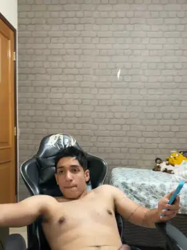 Cam4 Watch Live Sex Cams of EDuardoBranco