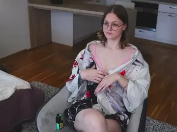 Cam4 Live Porn of FrancisArnn