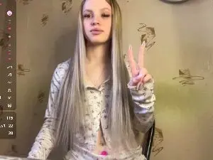 Cam4 Live Sex of LoganCrepeau