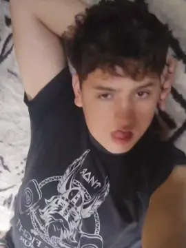 Cam4 Watch Live Sex Cams of Boy0018