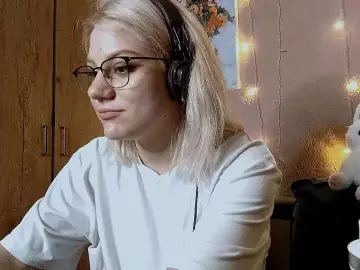 Cam4 Private Sex Chat of DavinaKummerow