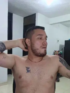 Cam4 Free Porn Cam of _LIONEL_