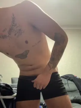 Cam4 Watch Live Sex Cams of mlkscdot