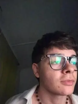 Cam4 Watch Live Sex Cams of V4mpxboy