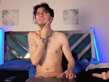 Cam4 Sex Chat of Nerd_perverse