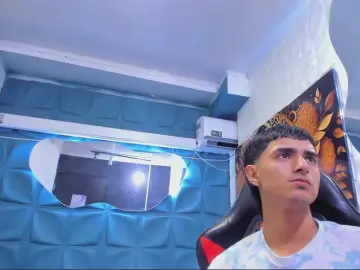 Cam4 Sex Cam of NathanMaxime