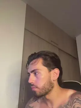 Cam4 Free Live Porn of Axel_blaze_1