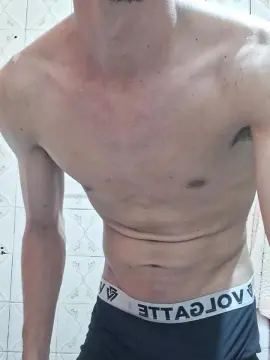 Cam4 Adult Webcam of Leo22D