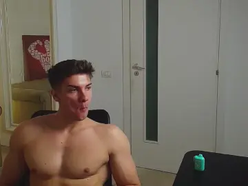 Cam4 Live Sex of MaxKaidenn