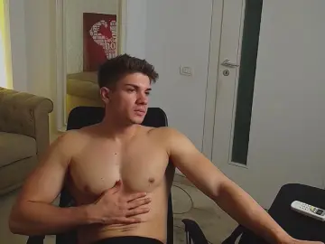 Cam4 Sex Cam of MaxKaidenn