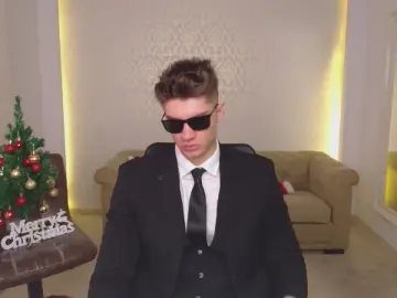 Cam4 Live Sex Cam of MaxKaidenn