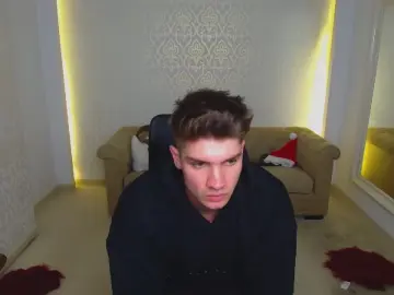 Cam4 Best live sex cam show of MaxKaidenn