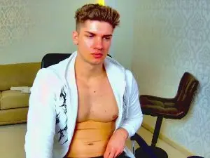 Cam4 Sex Cam of MaxKaidenn