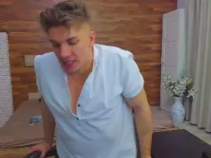 Cam4 Live Sex of MaxKaidenn