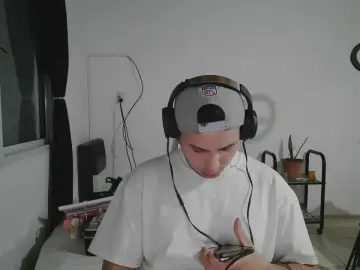 Cam4 Live Sex of Agustinnn287