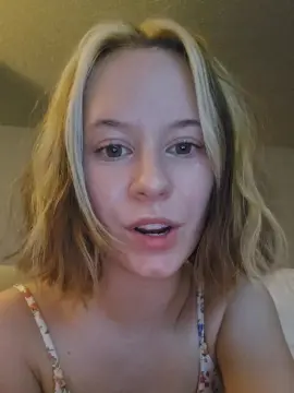 Cam4 Watch Live Sex Cams of LookingatLizzy