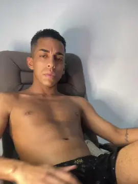 Cam4 Live Porn of pabloferreira5