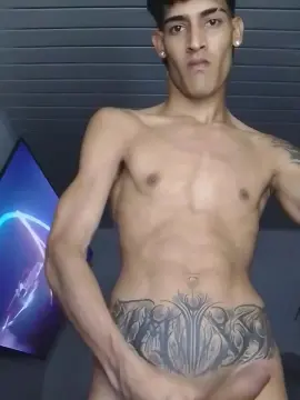 Cam4 Nude Webcam of davidhotboy777