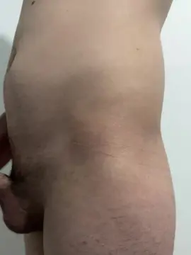 Cam4 Watch Live Sex Cams of chiqxxx