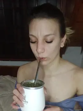 Cam4 Nude Webcam of nicolee_21