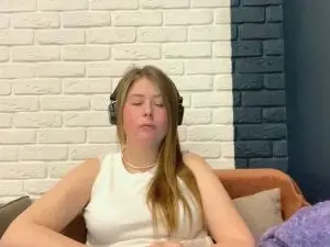 Cam4 Adult Video Chat of LouisMousseau