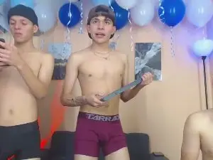Cam4 Adult Webcams of 3boysolympus