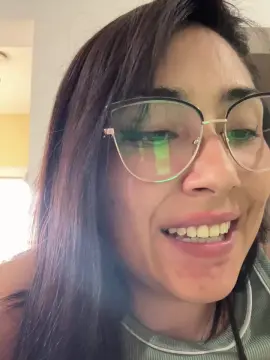 Cam4 Adult Webcam of Momii28