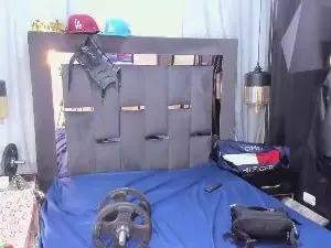 Cam4 Free Live Porn of HunterHeat_