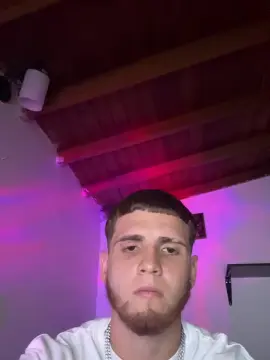 Cam4 Live Sex Cam of MatteoCross