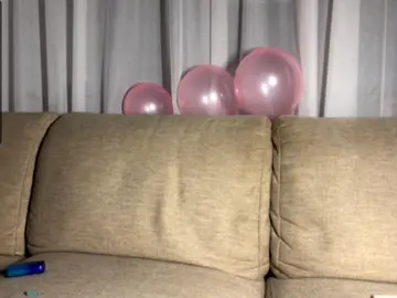 Cam4 Live Porn of TeganLeviton