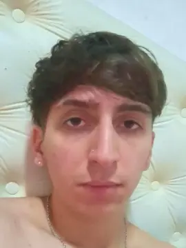 Cam4 Free Live Porn of Julangu05