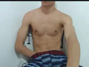 Cam4 Free Live Porn of Isaaclatino