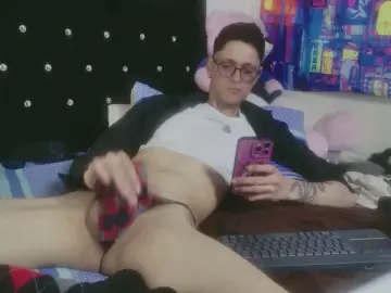 Cam4 Free Porn Cam of tyler_cat