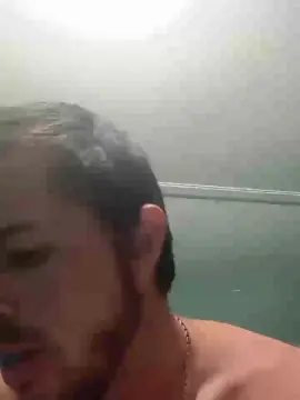 Cam4 Free Porn Cam of Littleguy25