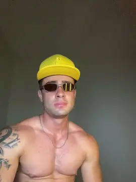 Cam4 Free Porn Cam of lindinho20cm3