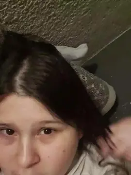 Cam4 Live Sex of LITTLEBUNNY33