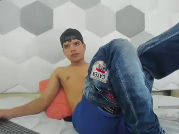 Cam4 Live Porn of Axel_Forte